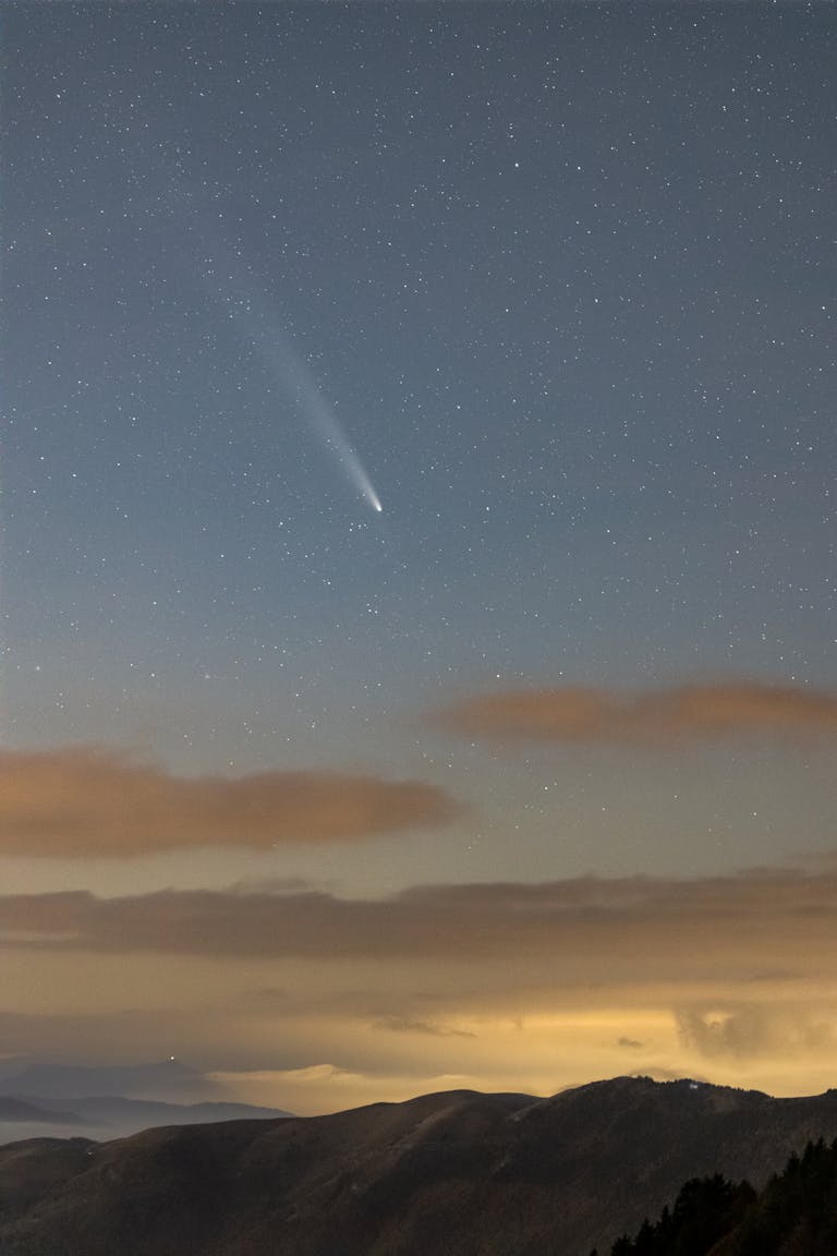 Cometa Tsuchinshan 2-ATLAS